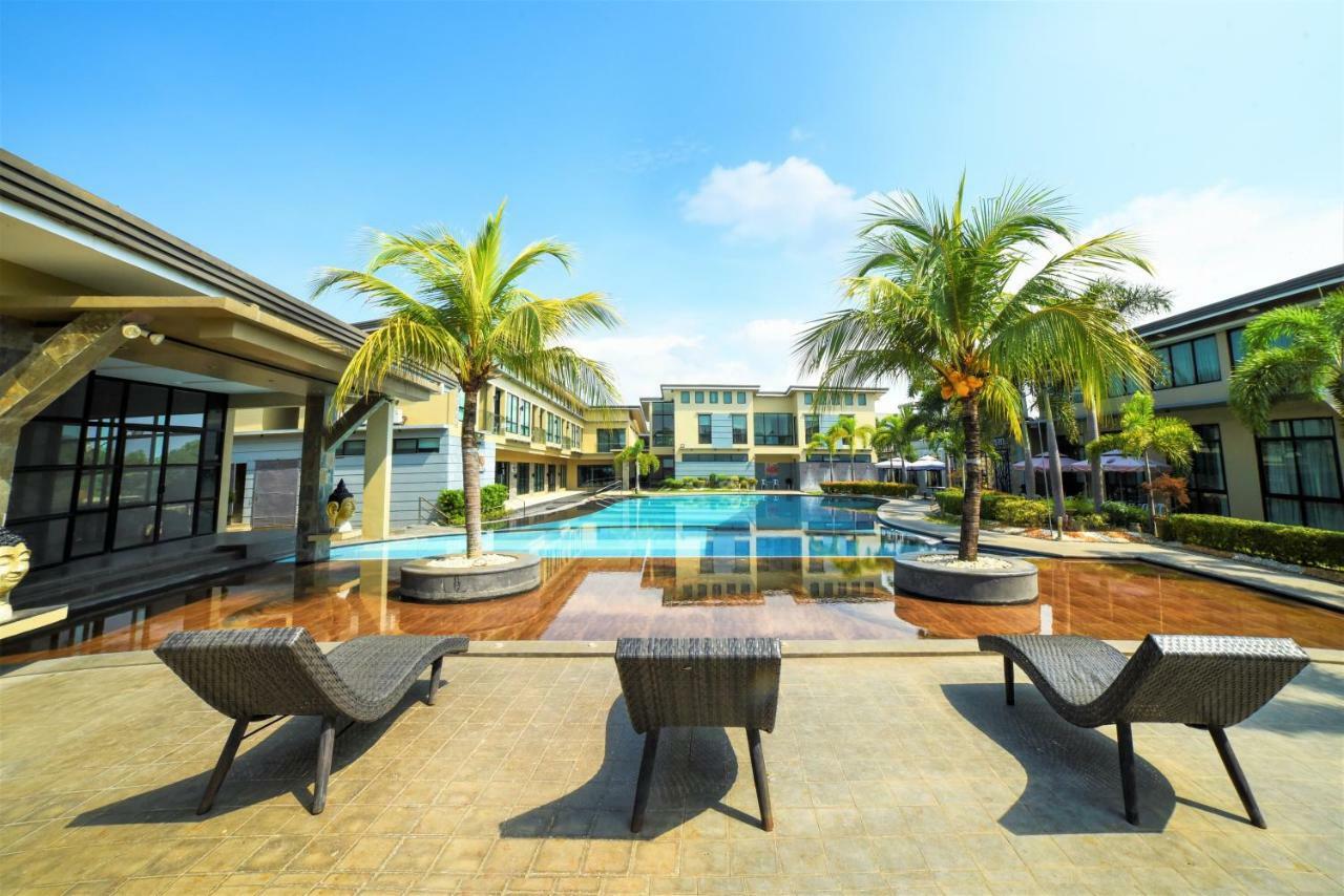 Pan Hotel And Resort Abucay Exterior photo